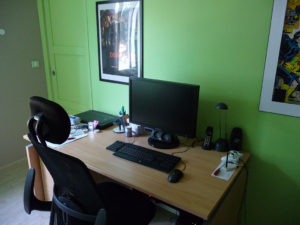 Mon espace de travail, de développement, de surf... et de jeu :)